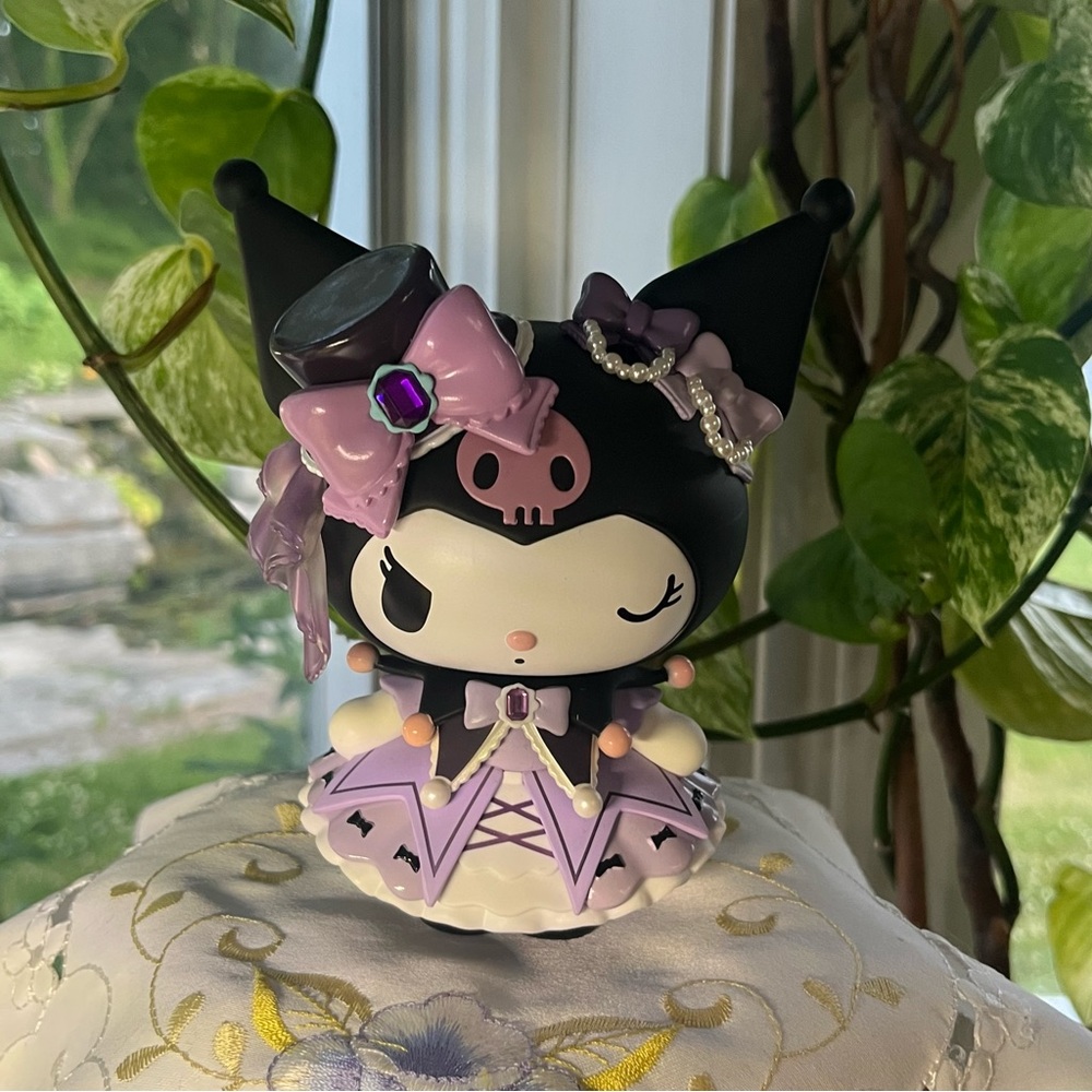 kuromi rose party figure - 15”